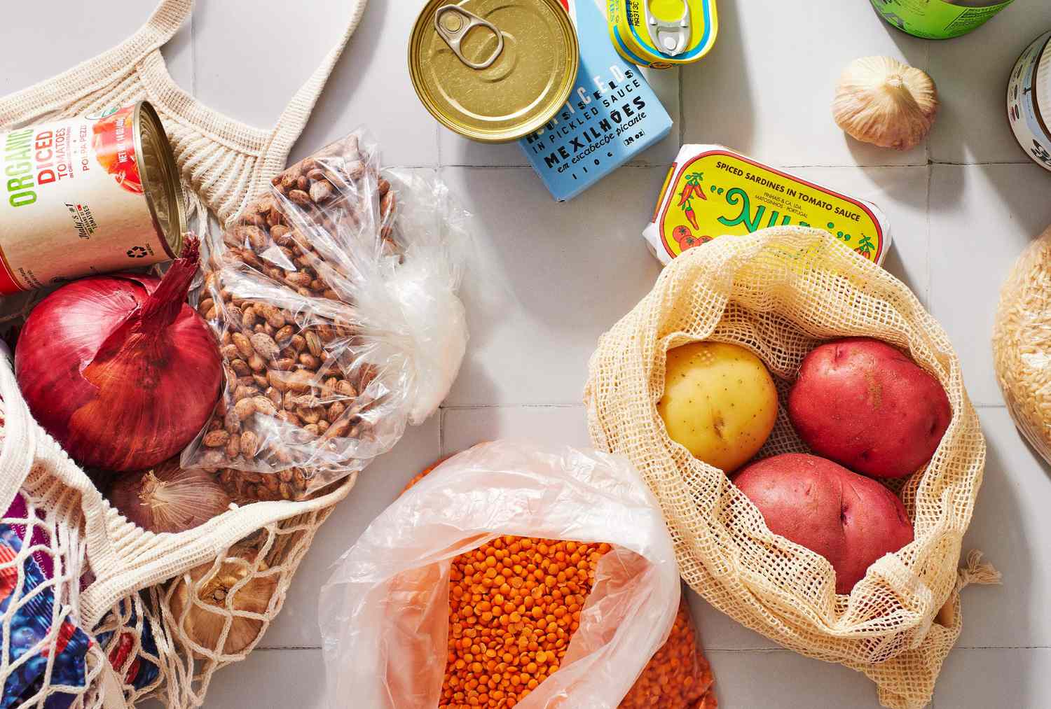 Dieta mediterránea asequible: trucos con aceite de oliva extra virgen
